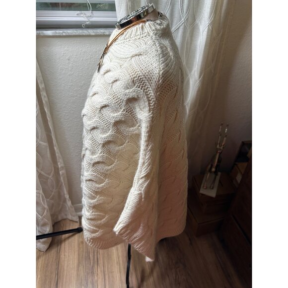 Cocogiò Chunky Cable knit Wool blend Ivory Poncho Cape O/S Cottagecore Coquet - Picture 5 of 11